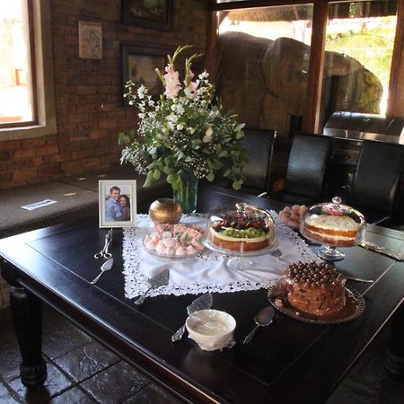 פרטוריה Cornerstone Guest Lodge מראה חיצוני תמונה