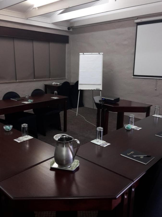 פרטוריה Cornerstone Guest Lodge מראה חיצוני תמונה