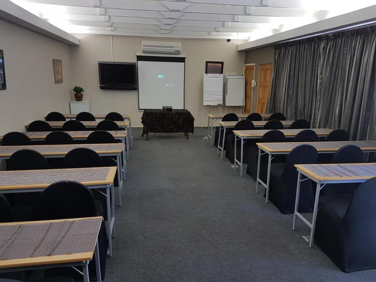 פרטוריה Cornerstone Guest Lodge מראה חיצוני תמונה