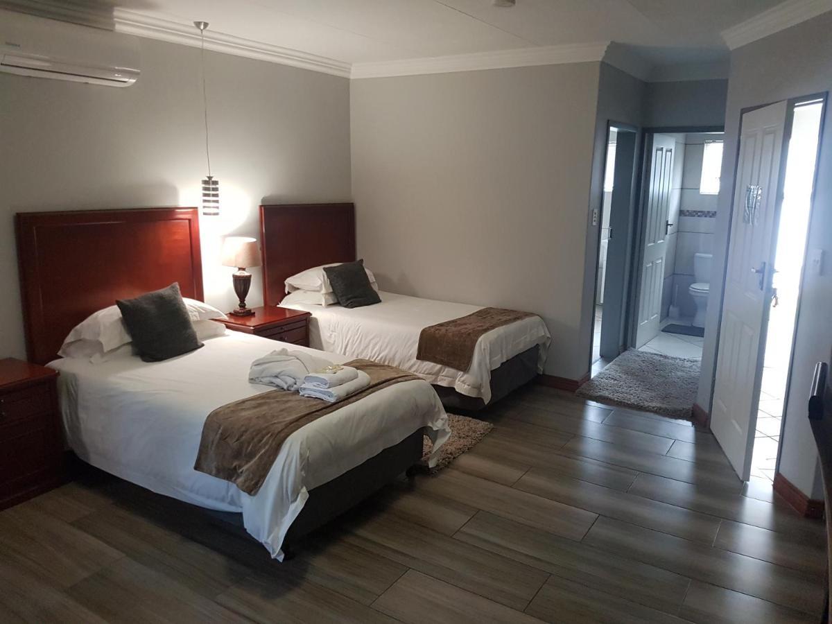 פרטוריה Cornerstone Guest Lodge מראה חיצוני תמונה