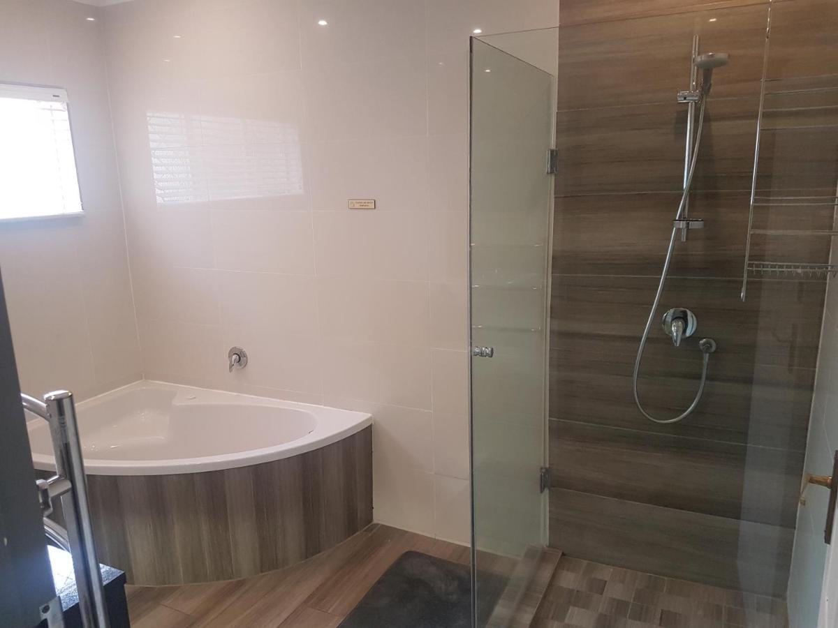 פרטוריה Cornerstone Guest Lodge מראה חיצוני תמונה