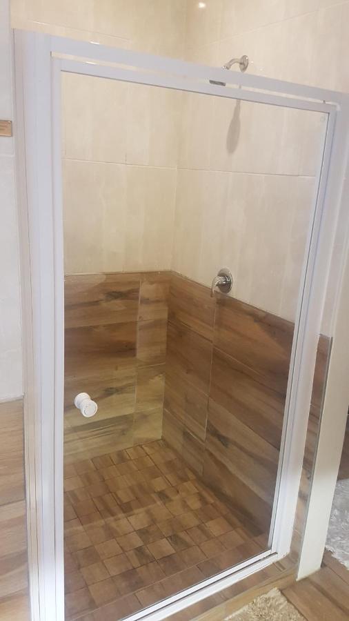 פרטוריה Cornerstone Guest Lodge מראה חיצוני תמונה